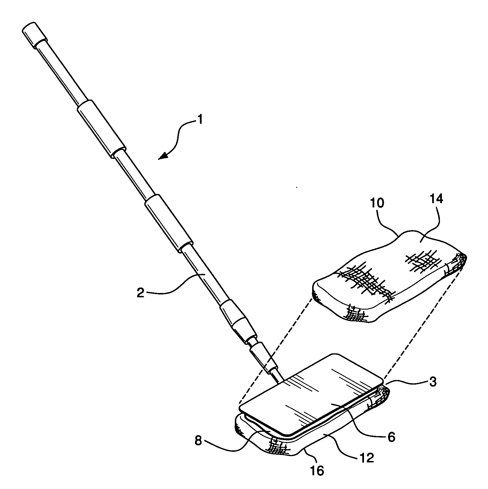 Cleaning implement head with dual cleaning members