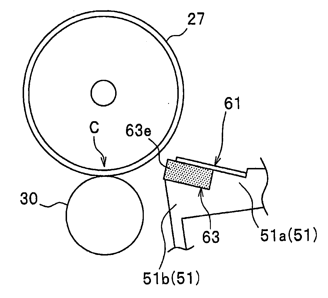 Image-forming device for absorbing vibration of guide plate