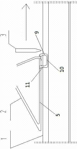 Induction heater and method for realizing non-preheating cladding of alloy on steel rail by using same