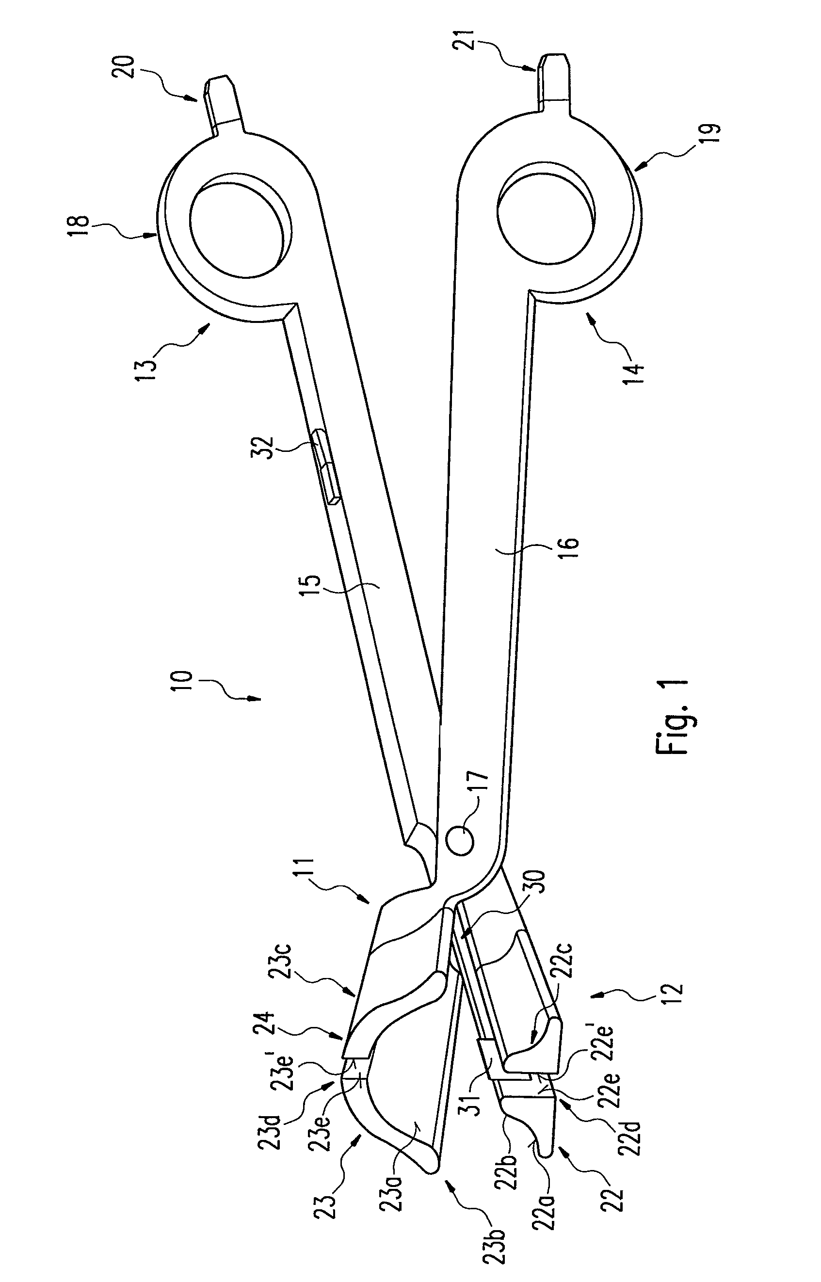 Electrosurgical instrument with opposing jaws, central knife, and barbs for maintaining clamping tension on tissue even after opening jaws