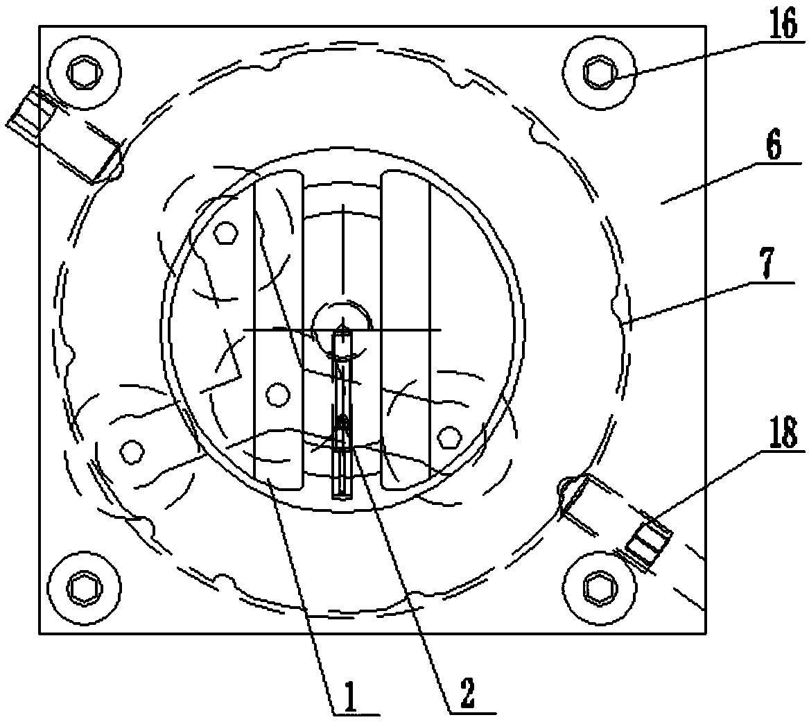 Integrated rotary table type reversing valve