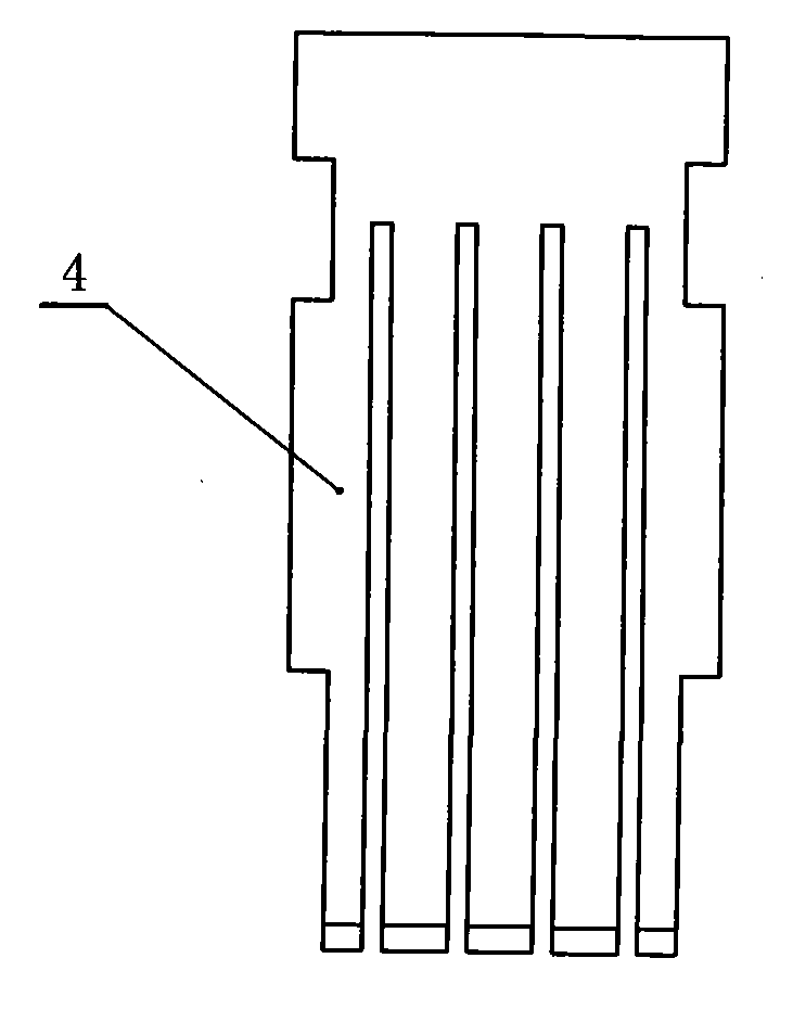 Automatic yarn changing device