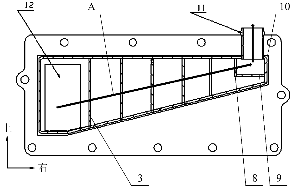 External labyrinth type oil-gas pre-separator