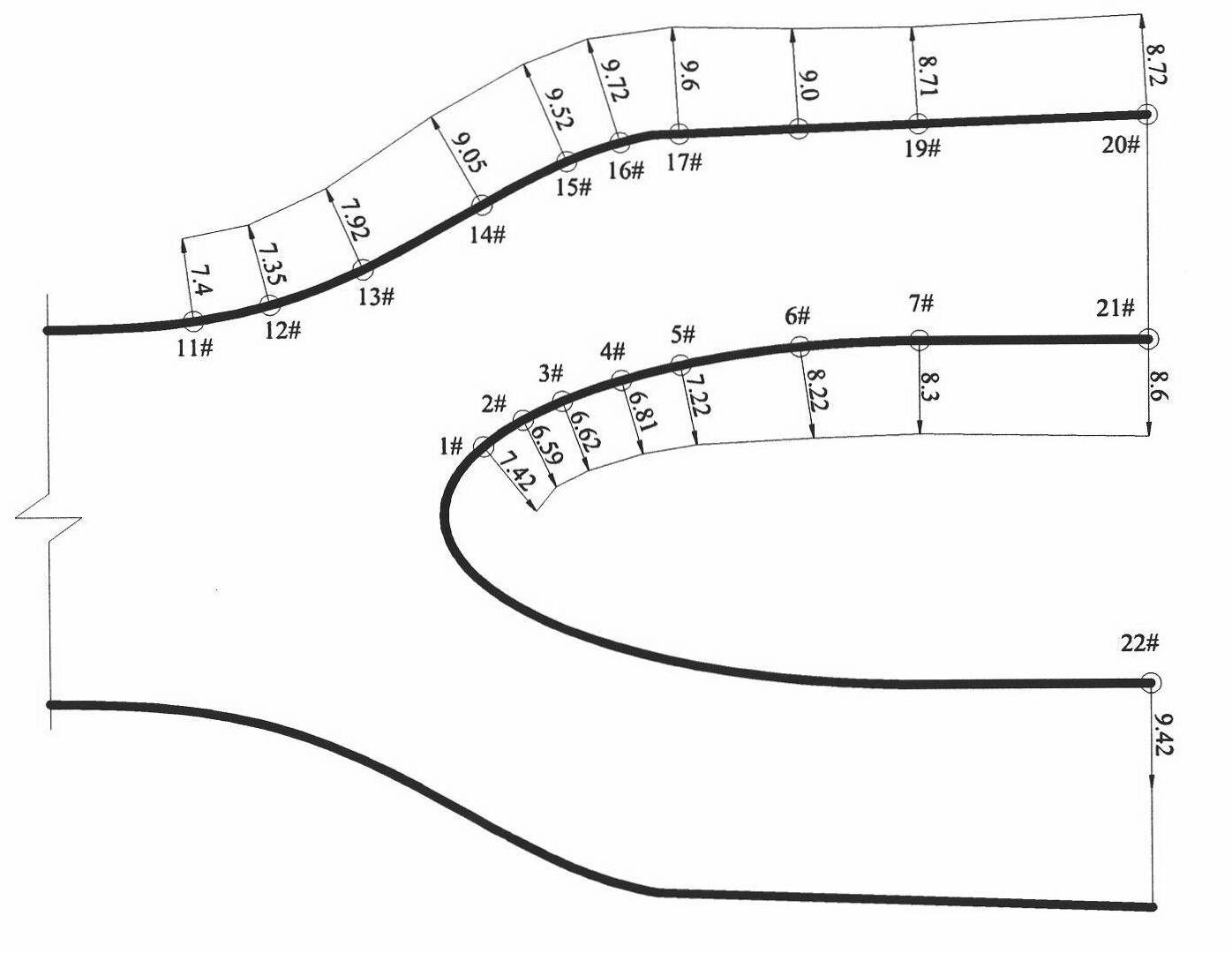 Breeches pipe arrangement method in arrangement of high-lift lock unilateral lock wall main corridor