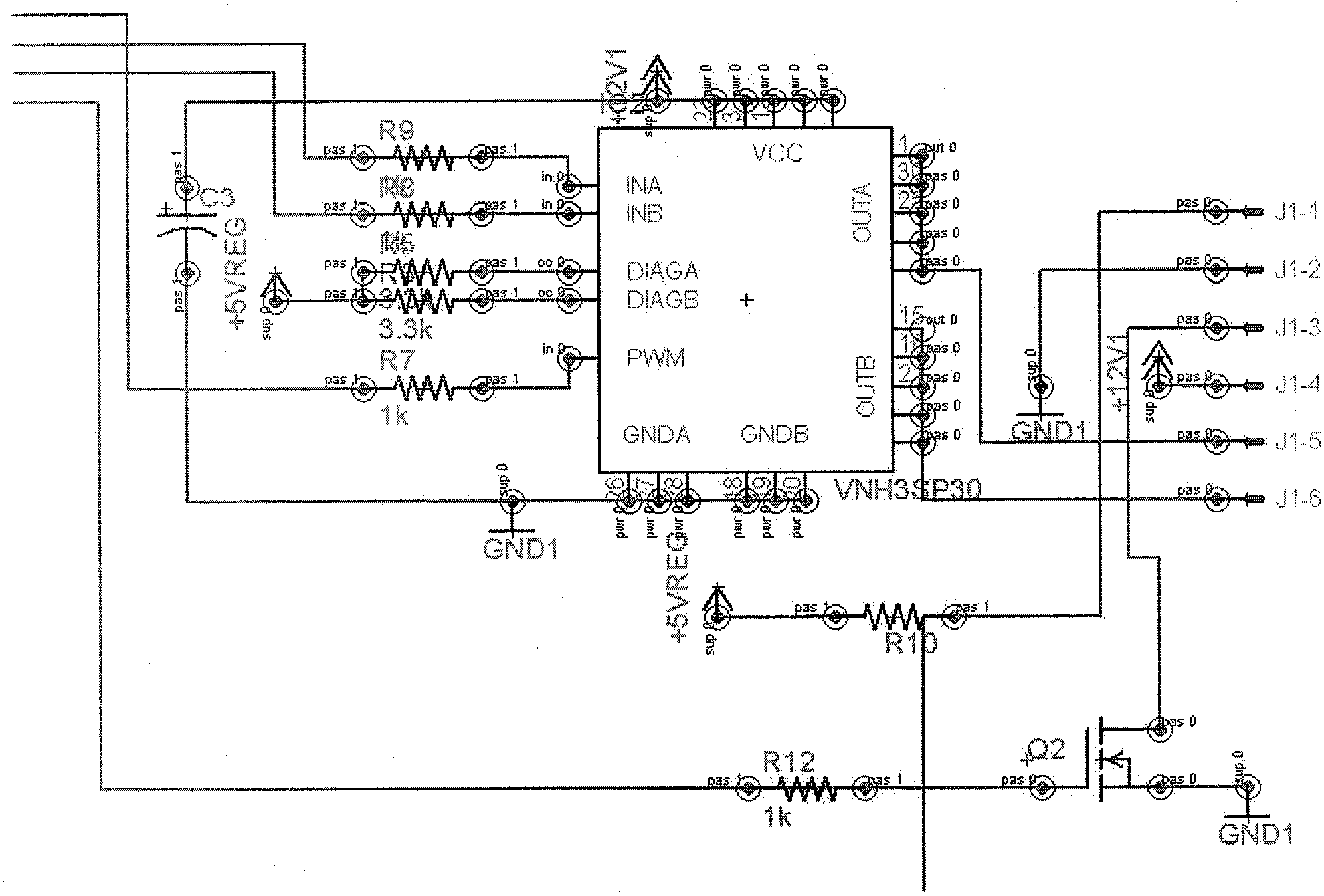 Portable nucleic acid isothermal amplification instrument