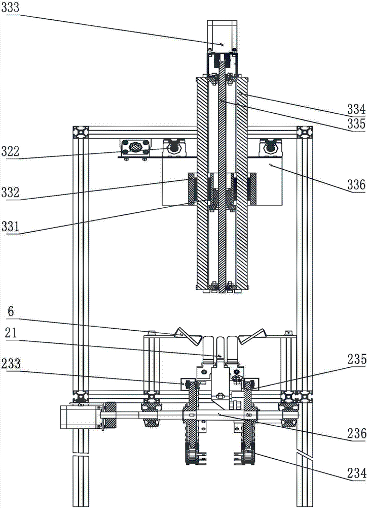 Semiautomatic mitten crab packaging machine