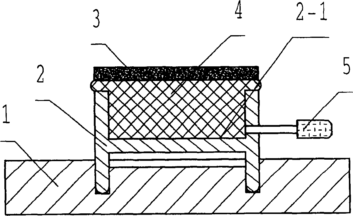 Method for identifying ore phase of sphere blockage mine, and rotator used by the method