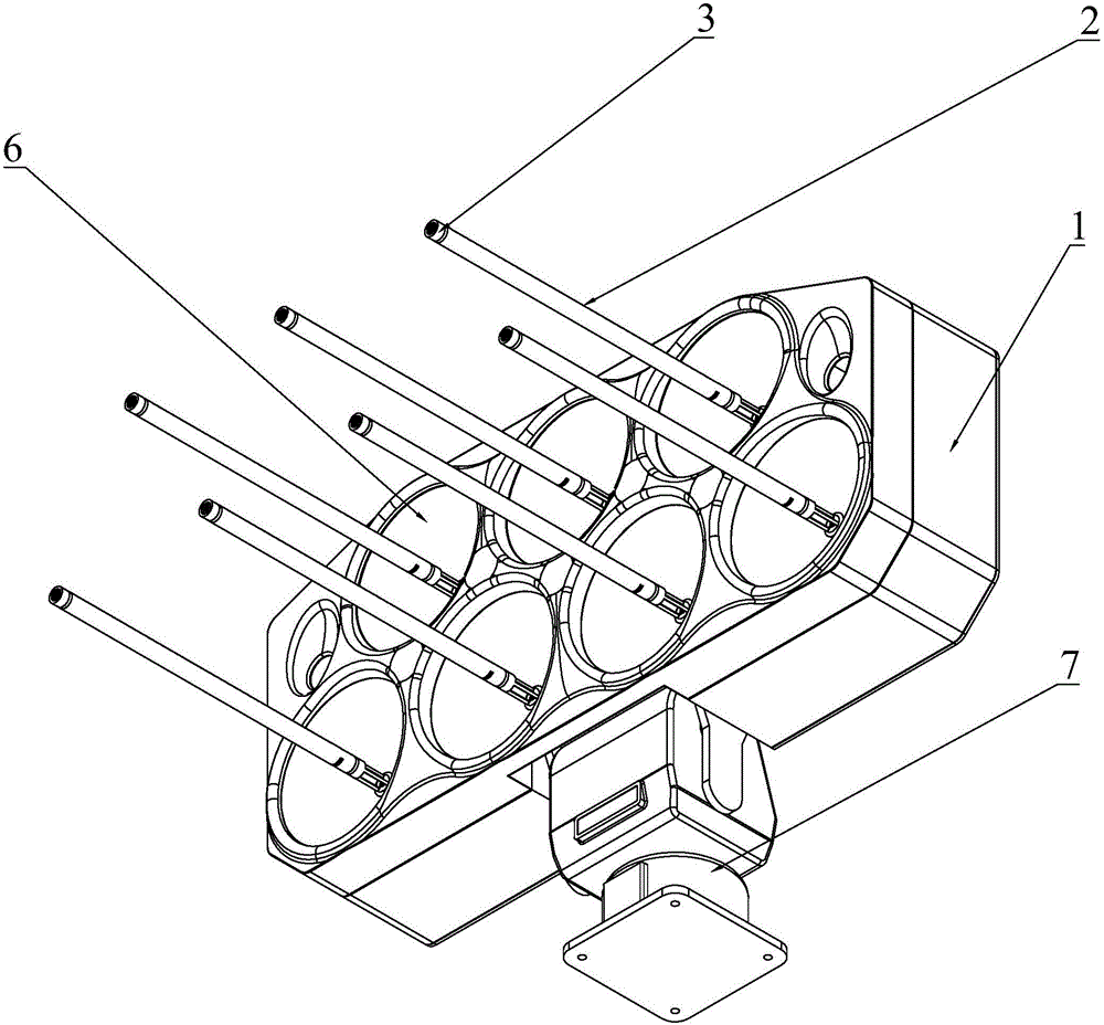 Pickup device for outdoor long-distance use