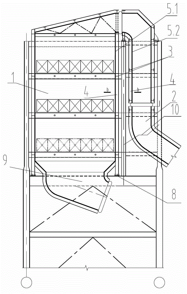 Common wall structure of reactor and flue gas inlet pipe in flue gas denitrification system