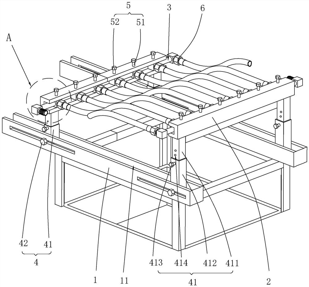 Auxiliary tool for assembly pipe machining