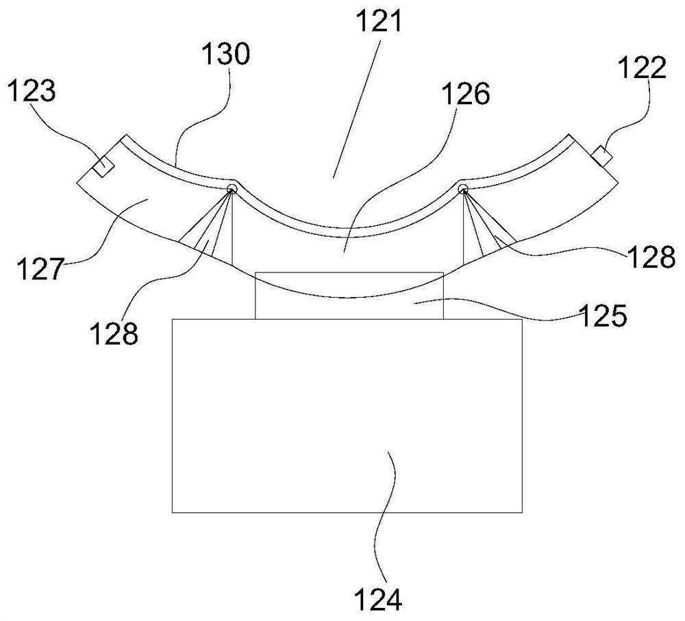 Traction conveying device for PVC-O pipe fittings