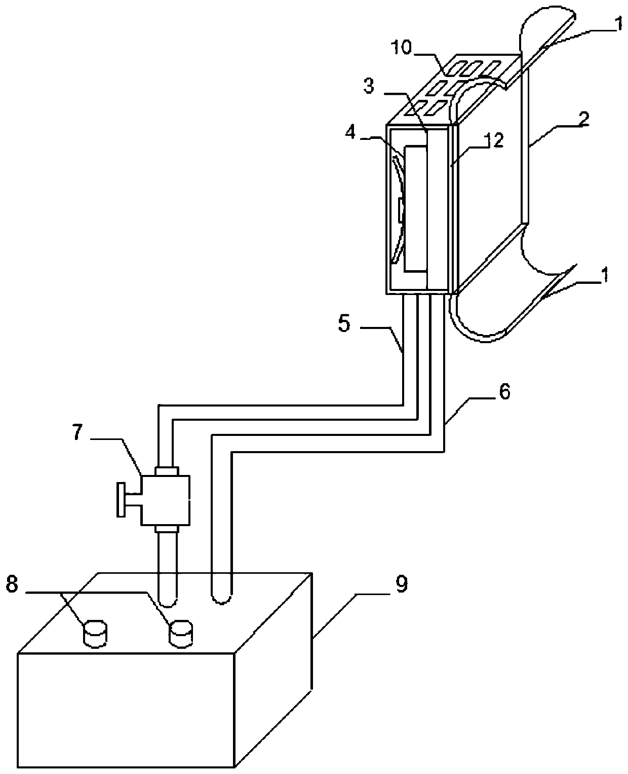 Liquid-cooling heat dissipation device for smart phone