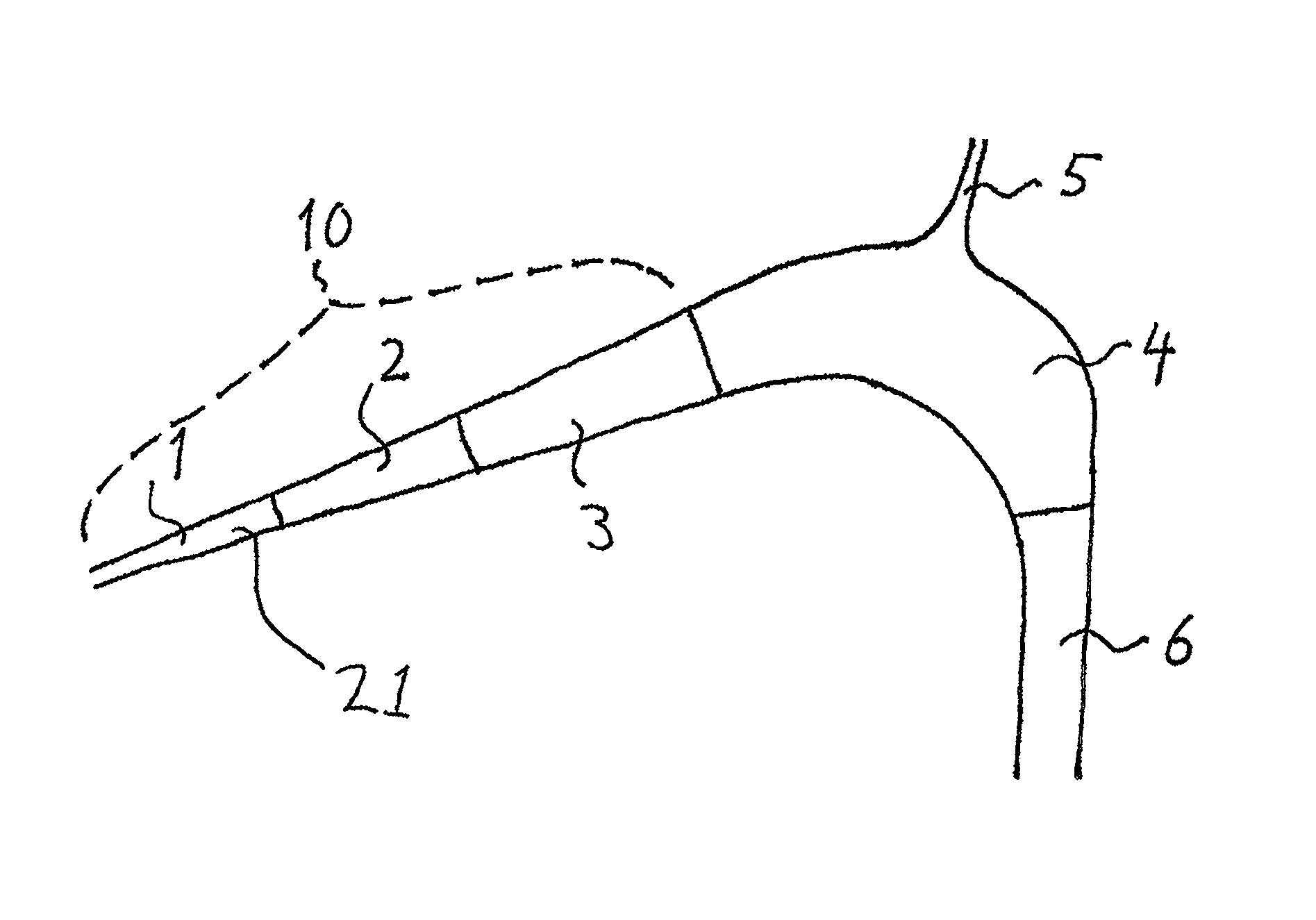 Bubble reducer for eliminating gas bubbles from a flow