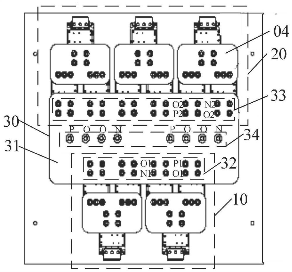 Current conversion module and main structure thereof