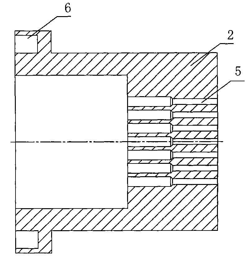 Direct-pass type optical fiber sealing device and method for manufacturing same