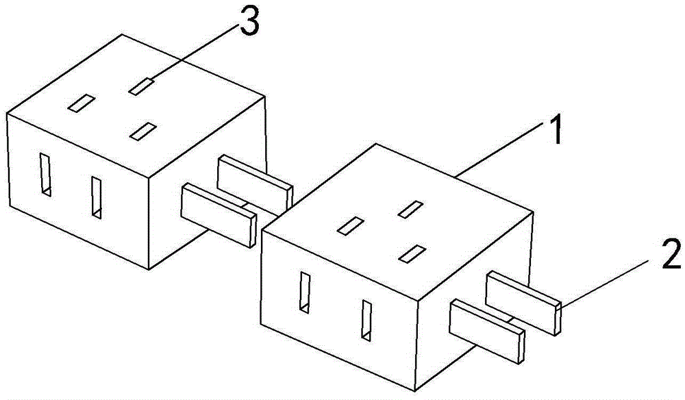 Power socket capable of being plugged randomly