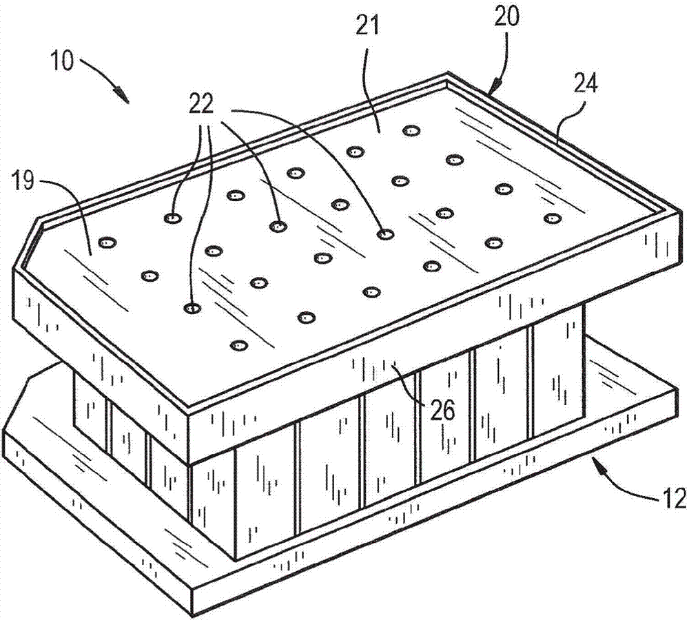 Fitted lid for multi-well plate