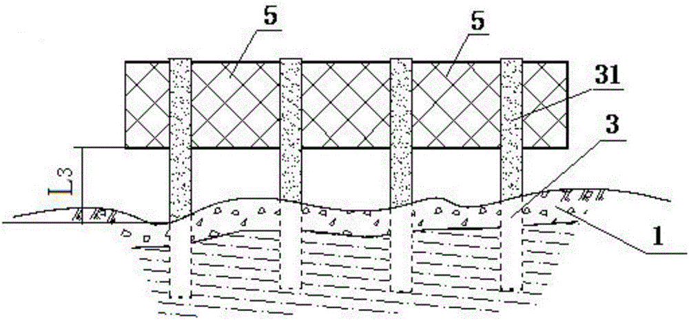 Method for highway or railway to pass through large and medium congelifraction clastic flow areas