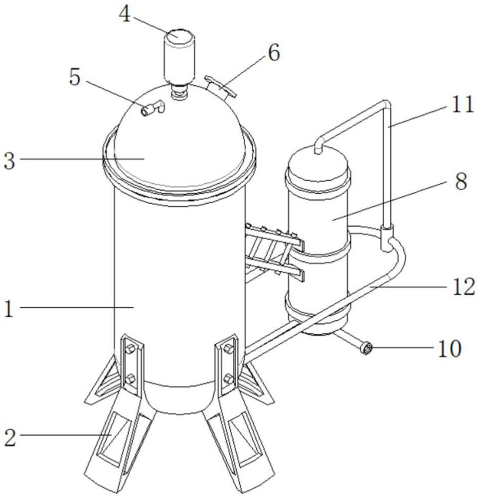 Liquid submerged culture device for microorganisms