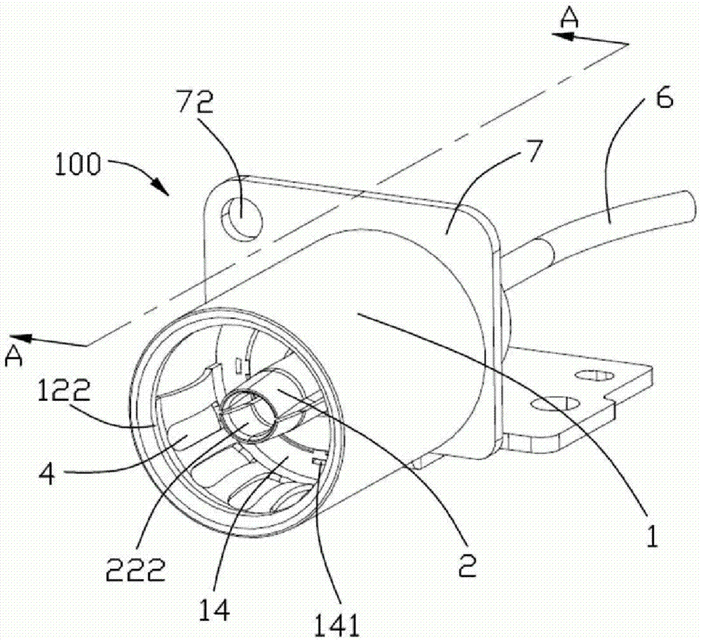 Radio frequency connector and assembly method thereof