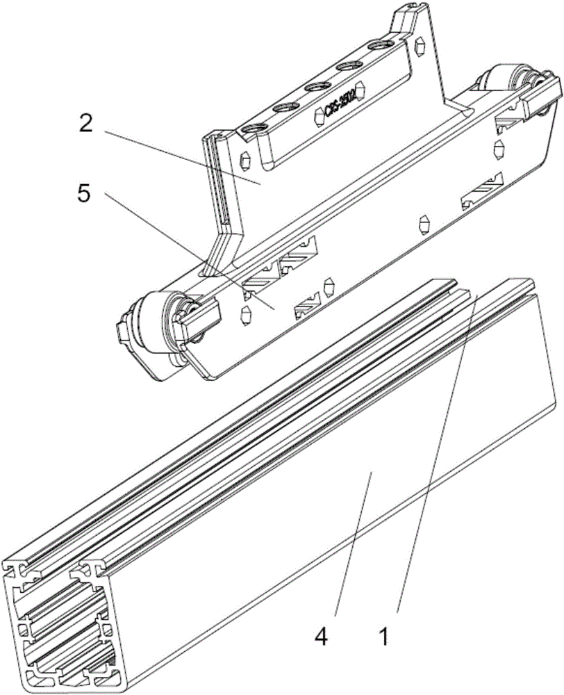 Trolley conductor structure for increasing IP protection grade