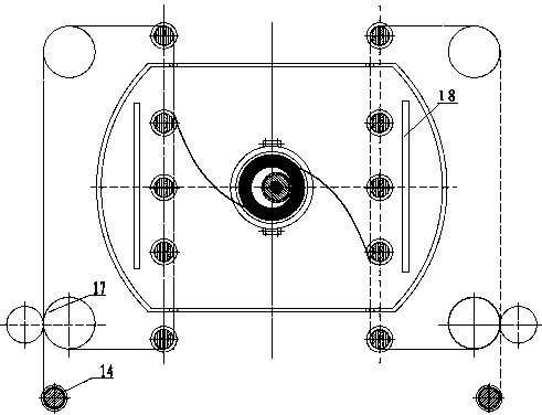 Device for preparing nanofibers by differential split-flow centrifugal spinning method