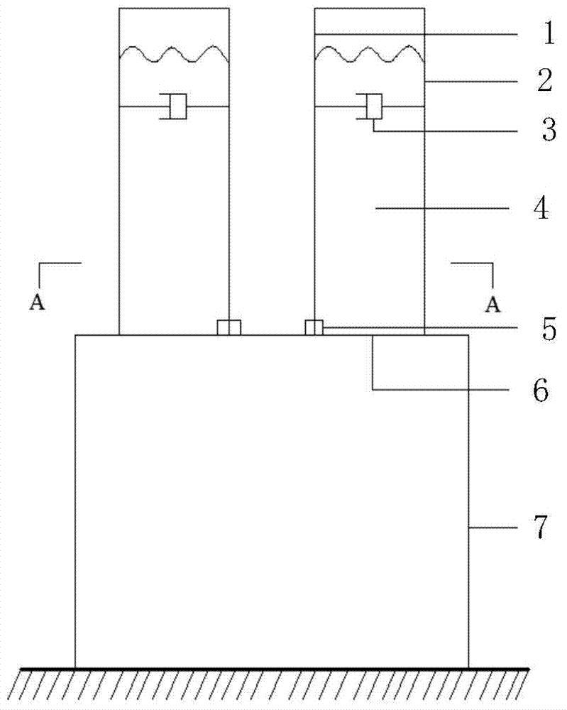 Self-reset swinging inner barrel shock absorption water tank