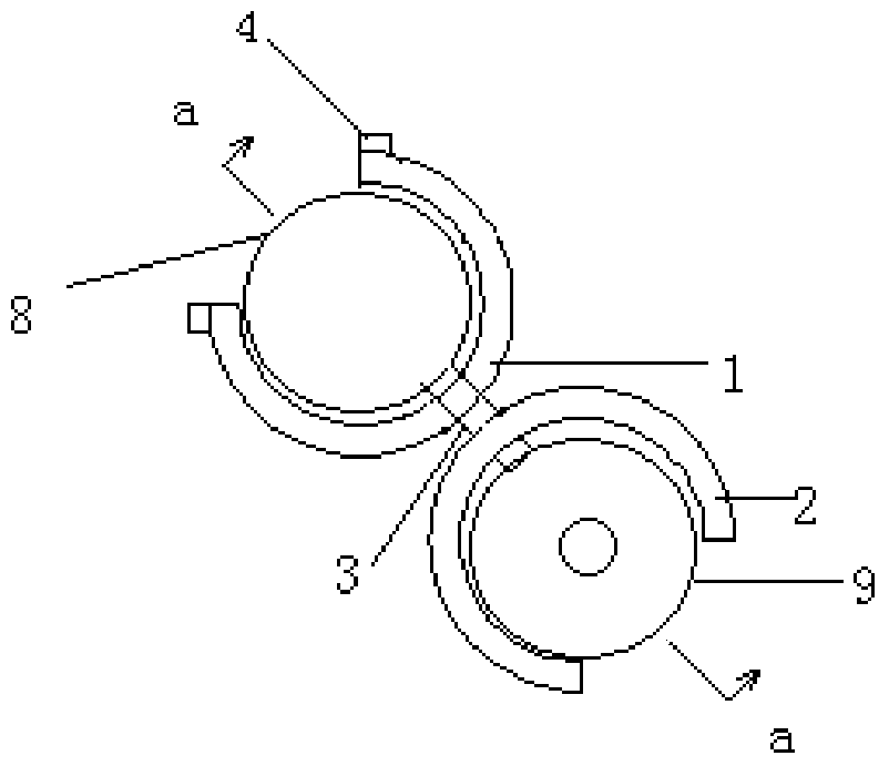 A movable device for connecting and fixing an infusion set and an infusion stand