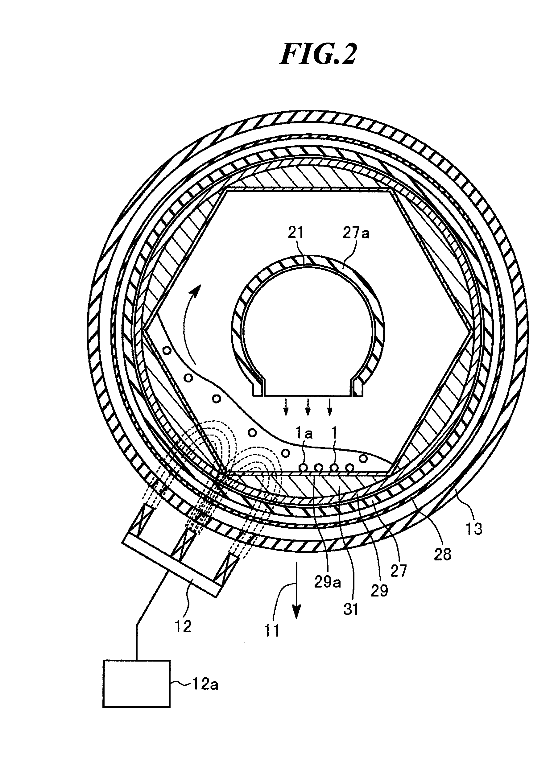 Plasma CVD apparatus, plasma CVD method, and agitating device