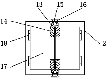 Recovery device facilitating crushing on plastic woven bags