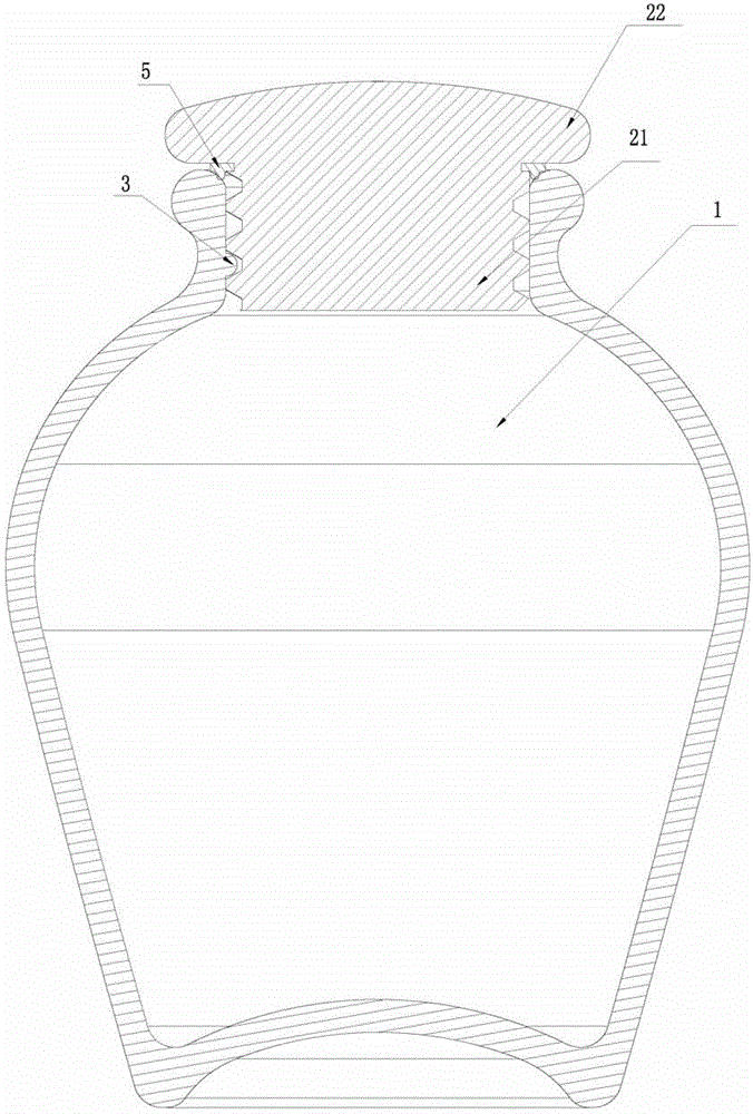 Screwing and clamping type wine jar sealing cover