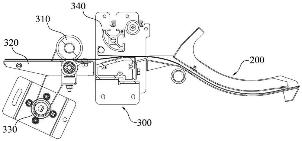 Integrated conveying device with rapid forming function