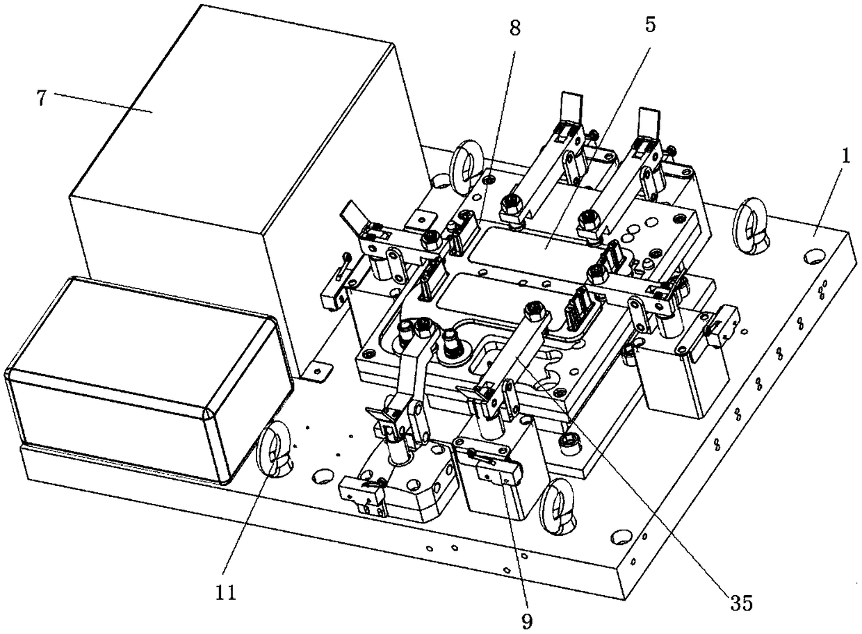 Welding automatic clamp used for stirring friction welding and control method thereof