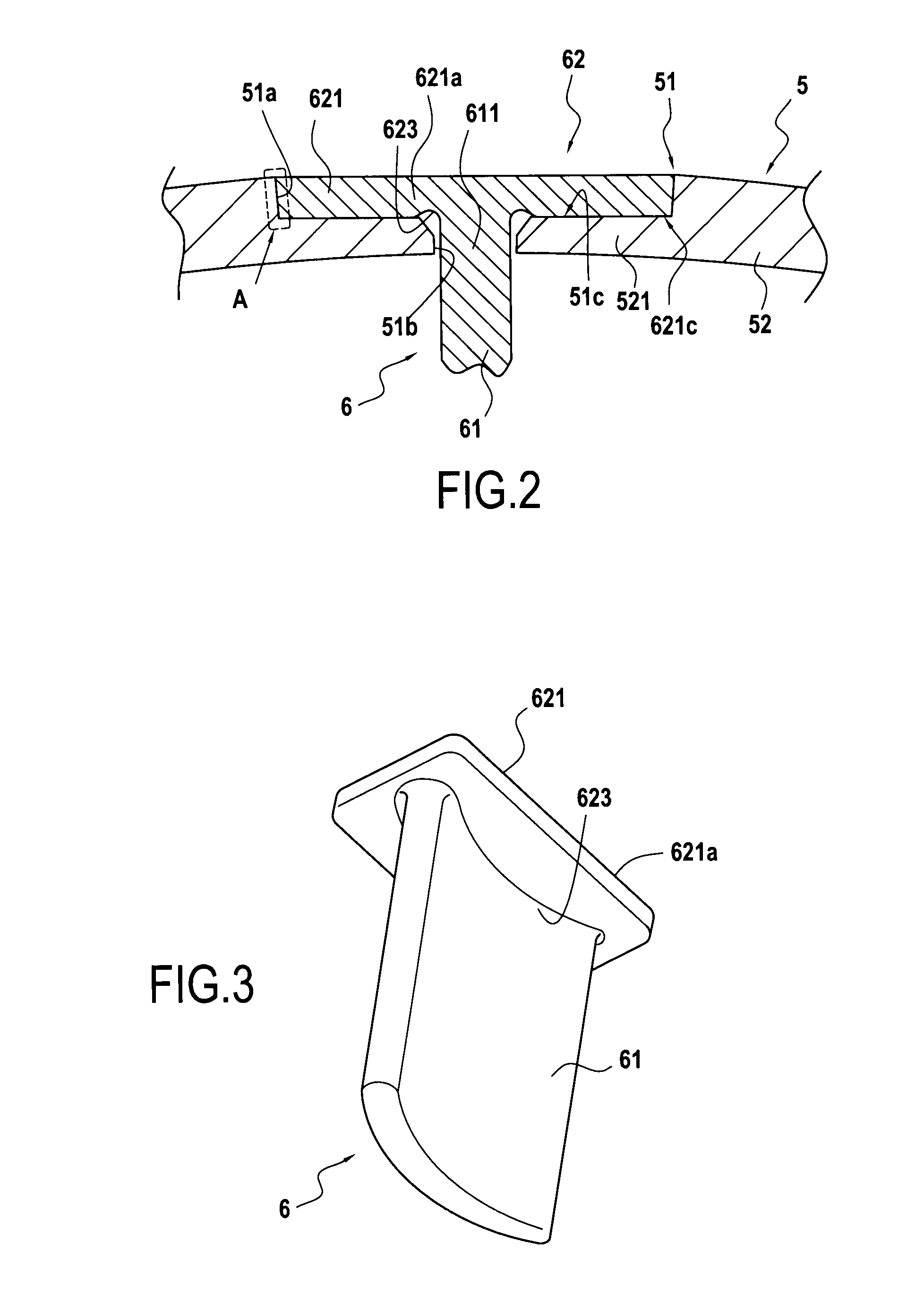 Assembly for a stator stage of a turbomachine, the assembly comprising an outer shroud and at least one stationary vane