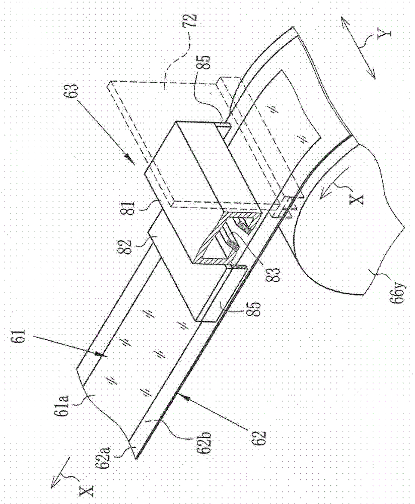 Method and device for forming cast film, and solution film forming method