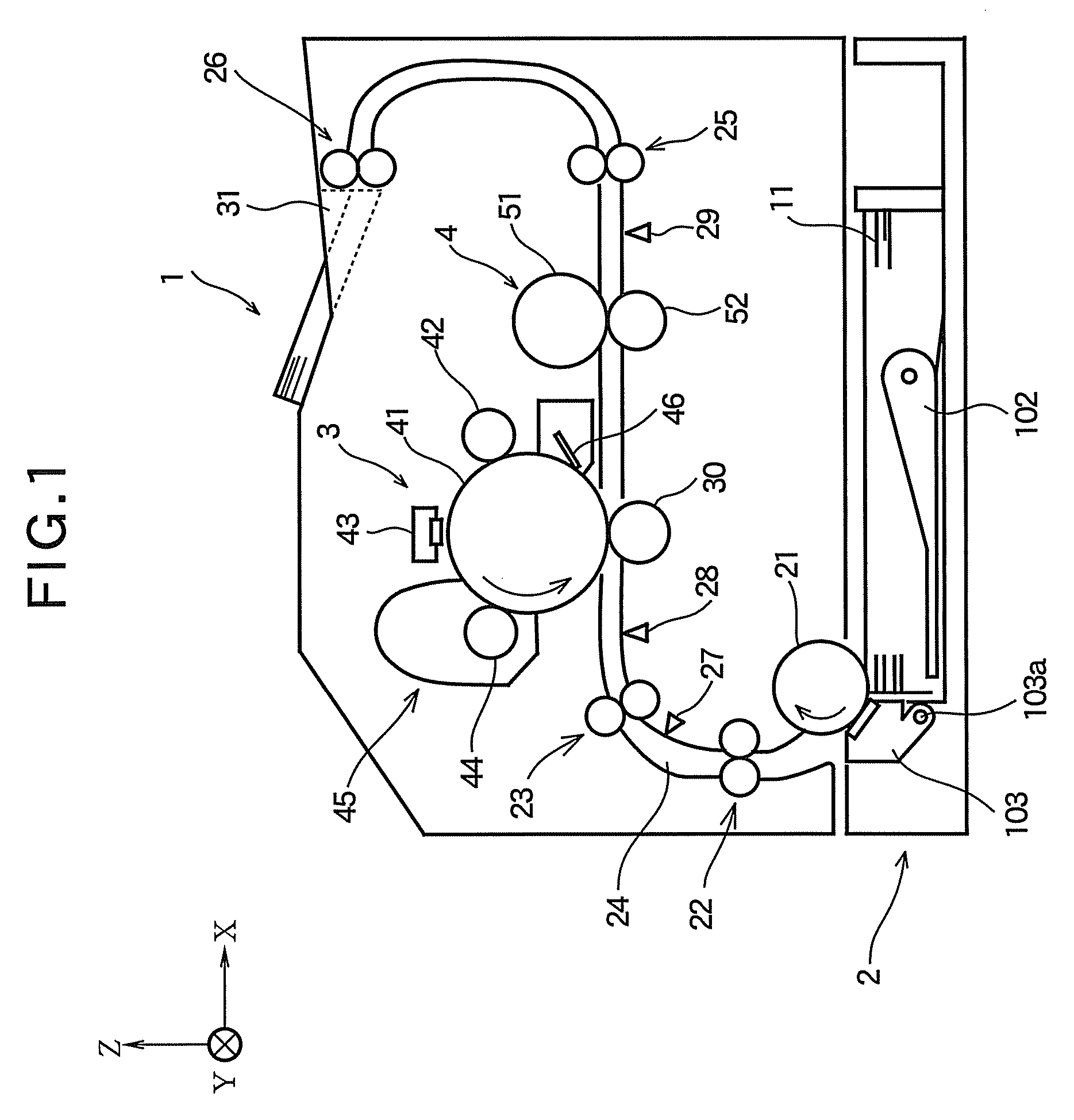 Media storage apparatus and image forming apparatus configured to operate with regular-sized recording media and irregular-sized recording media