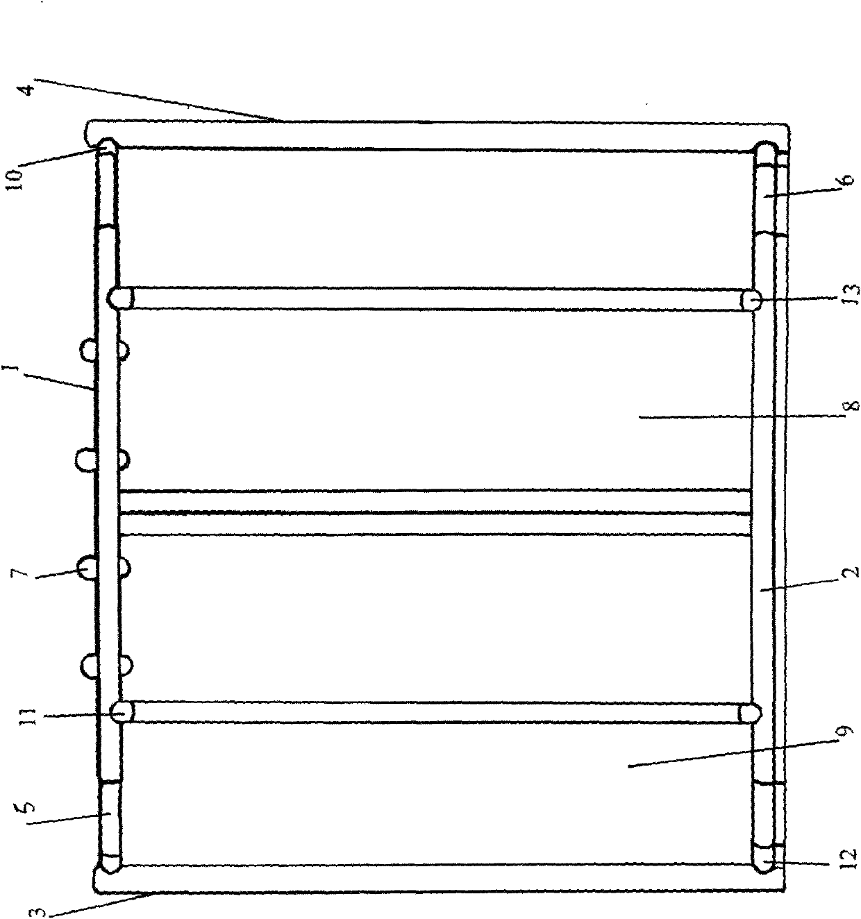 Shower shielding door with adjustable length