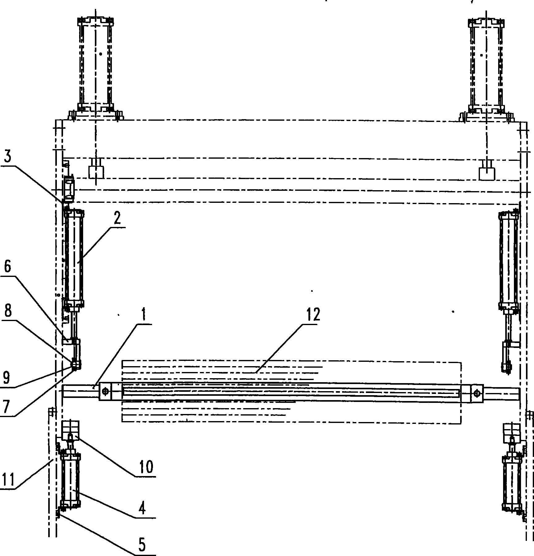 Plastic winding off spindle material-rolling method and device