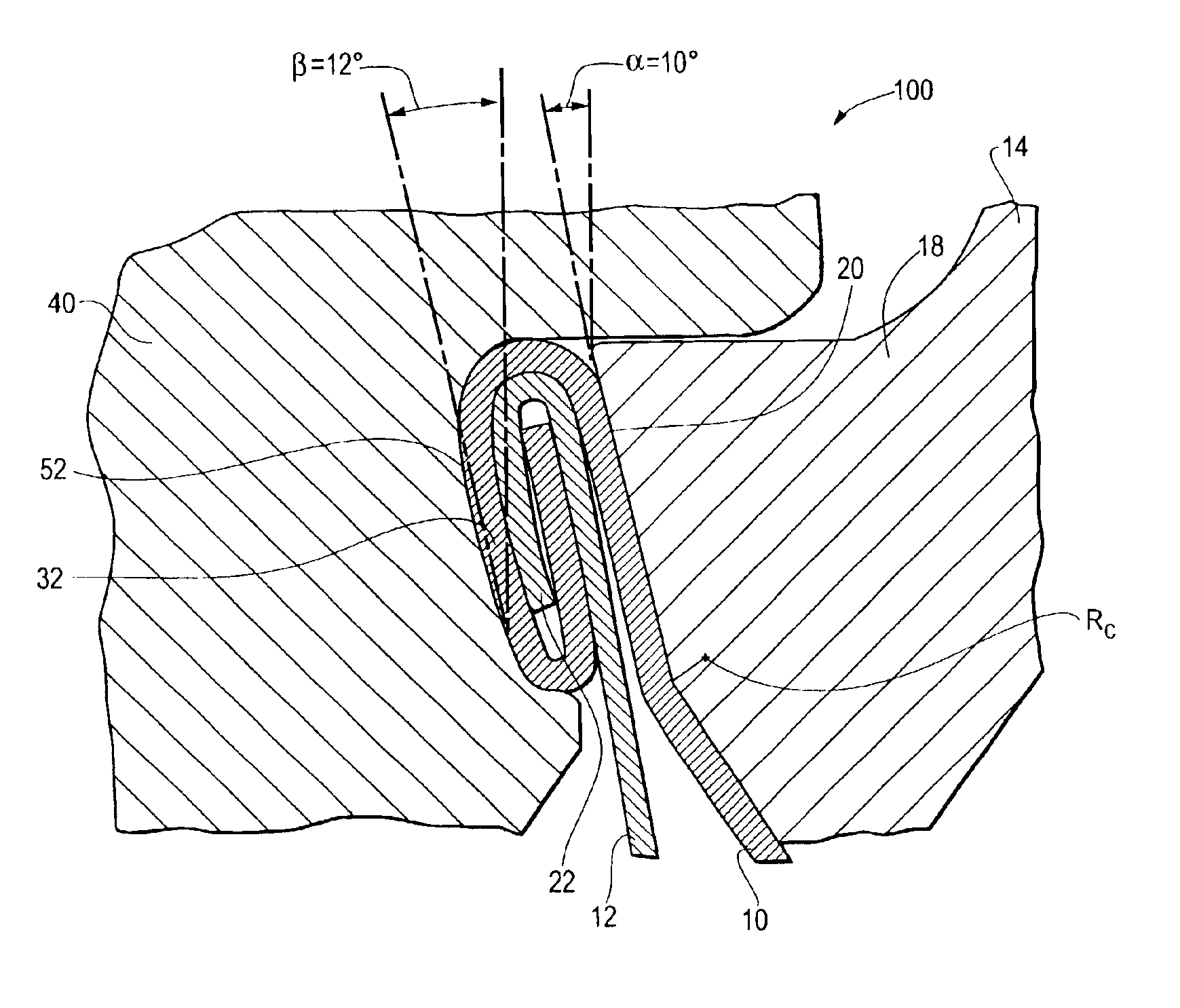 Seaming apparatus and method for cans