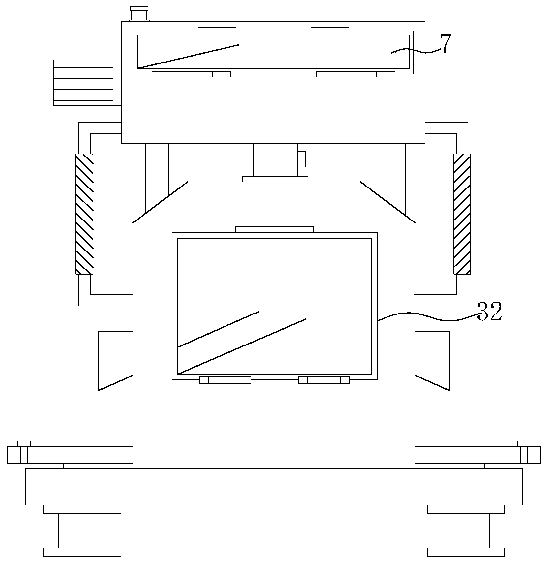 Aluminum liquid filtering and purifying device for efficient aluminum ingot production