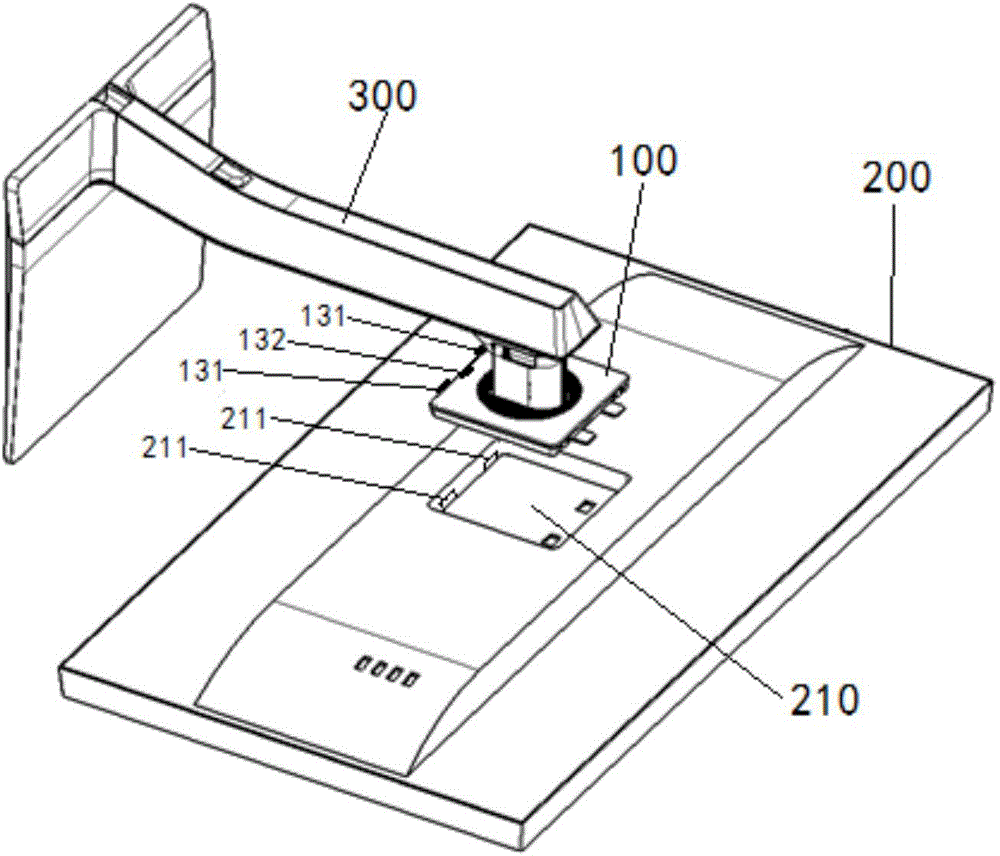 Connecting device and displayer