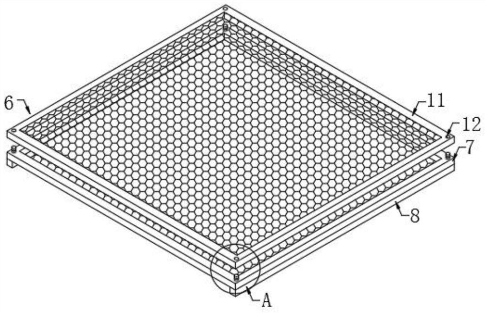 Pea cake making device and making method thereof