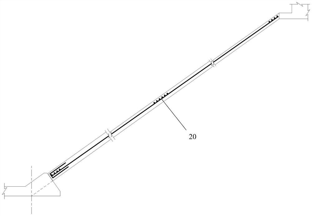 Rockfill dam using seamless faceplate and construction method thereof