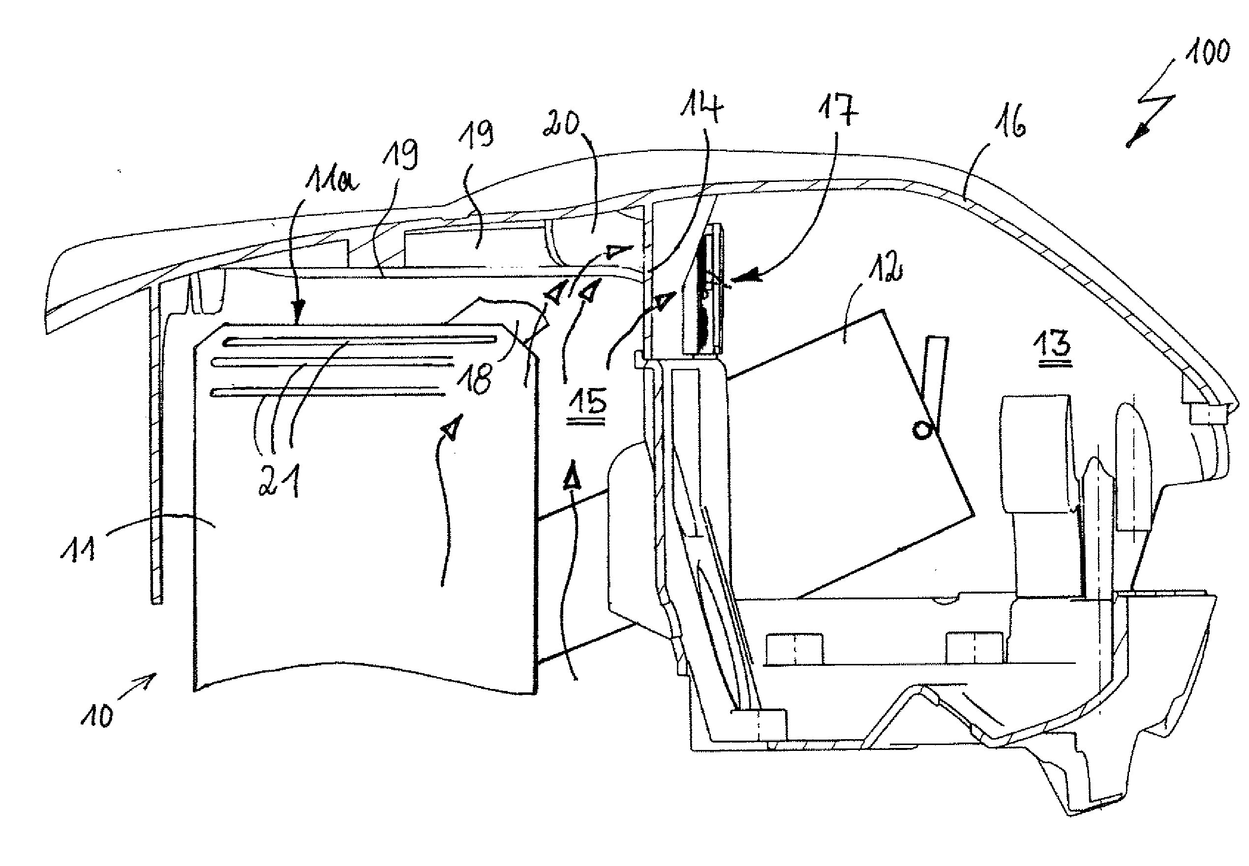 Motor-driven implement having improved carburettor preheating