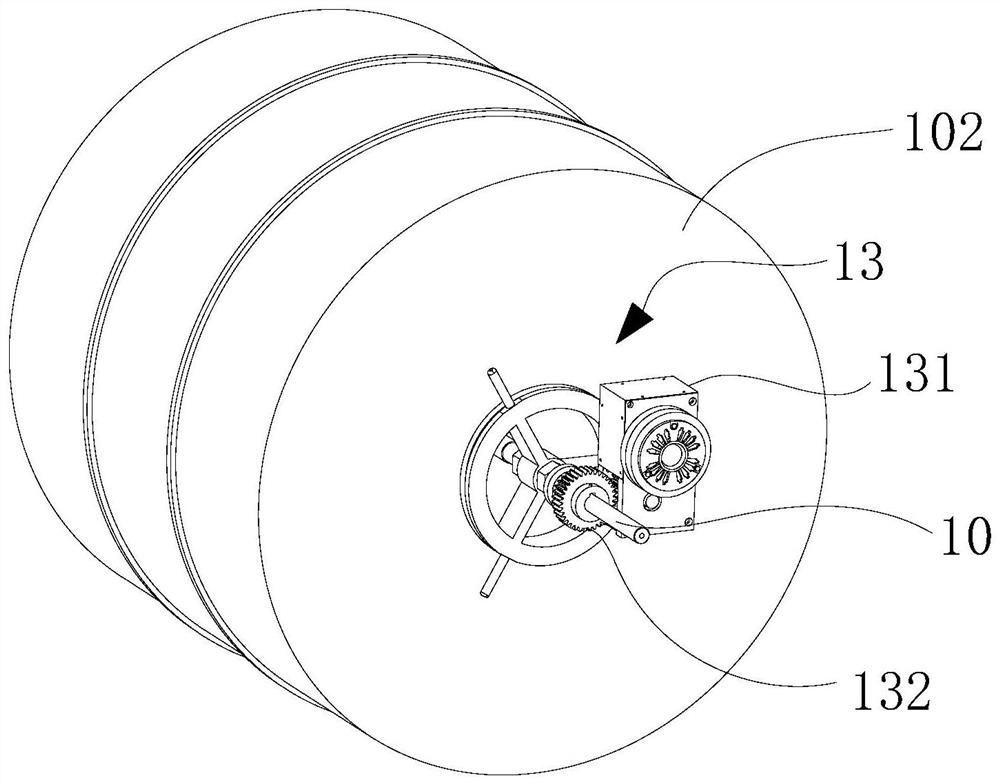 Bag feeding device of ton bag packaging machine