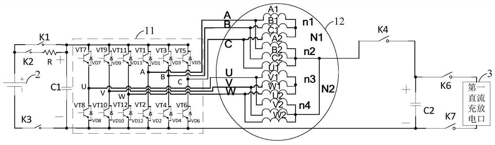 Energy conversion device and vehicle