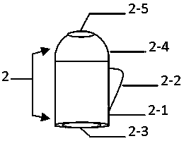 Warm water bottle capable of heating and cooling