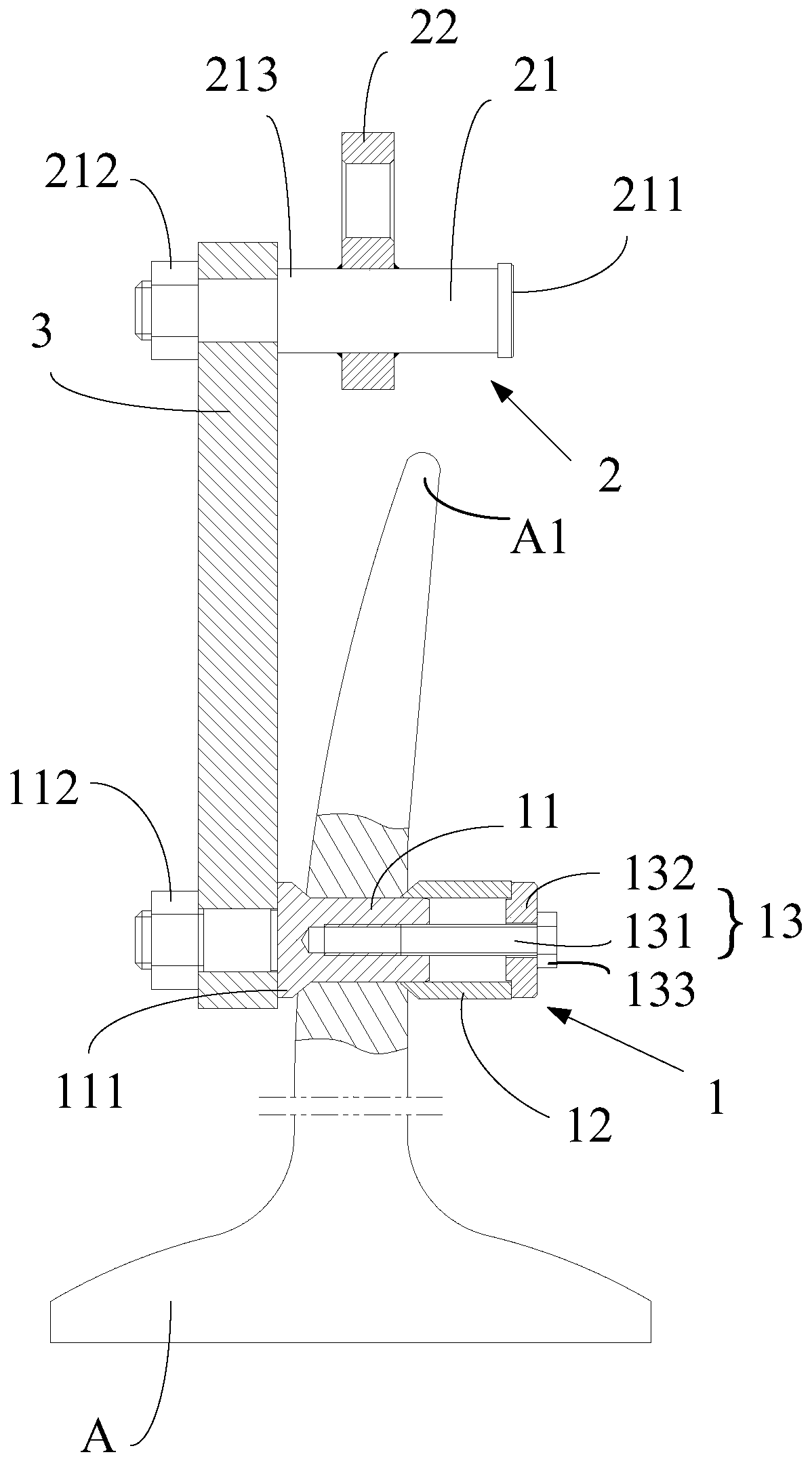 A hoisting tool for propeller blades