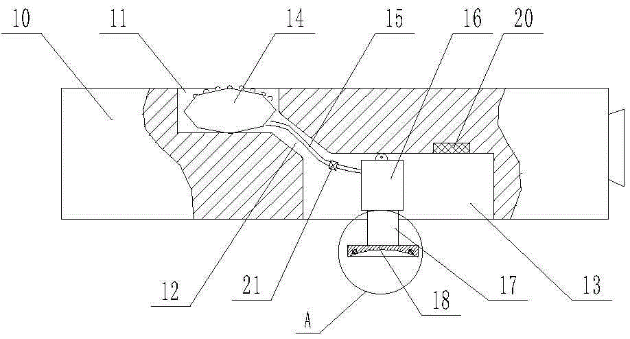 Projector convenient for angle adjustment