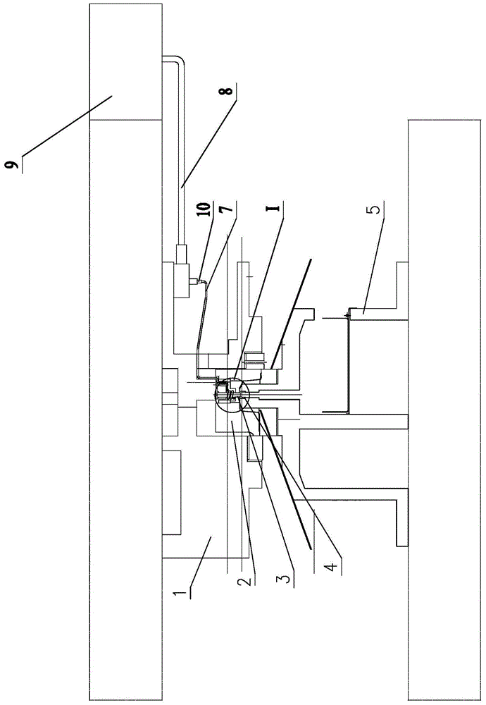 Die Structure for Reducing Punch Wear of Hot Formed Steel Plate